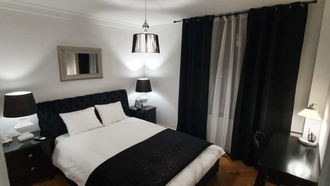 Appartamento Apartament Twarda Varsavia Esterno foto