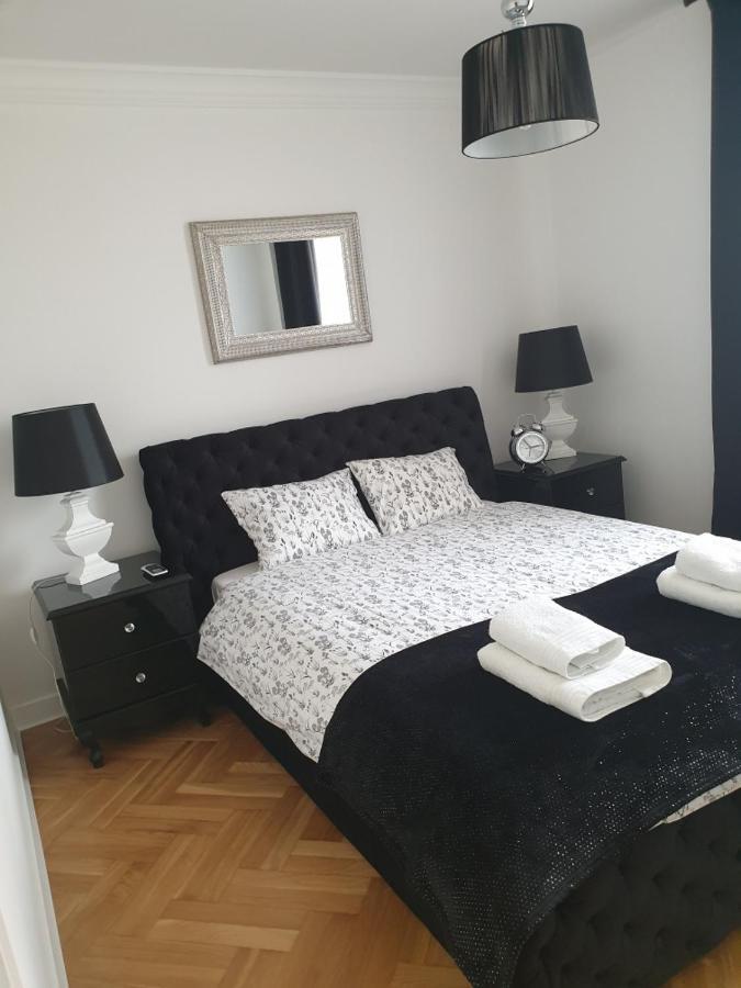 Appartamento Apartament Twarda Varsavia Esterno foto